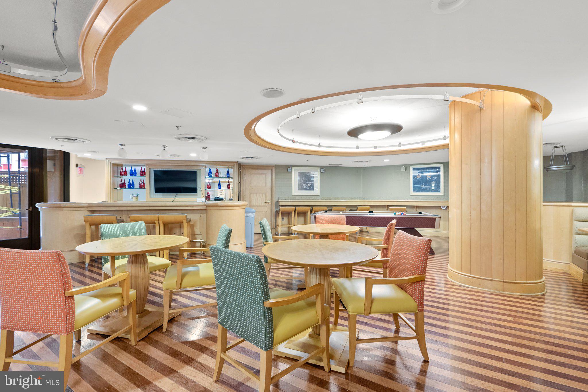 616 E STREET NW Unit: 818