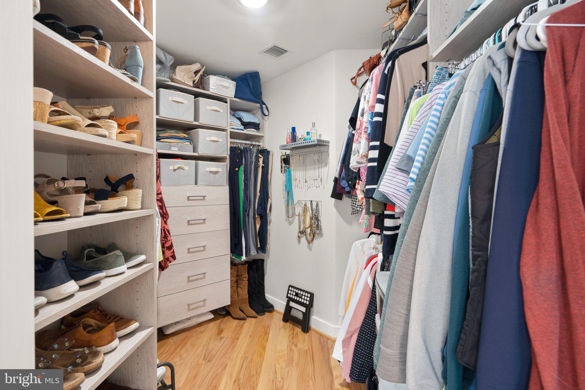 616 E STREET NW Unit: 818