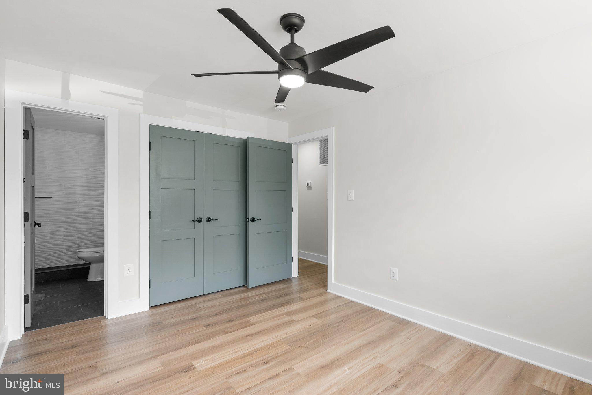 5327 Blaine STREET NE