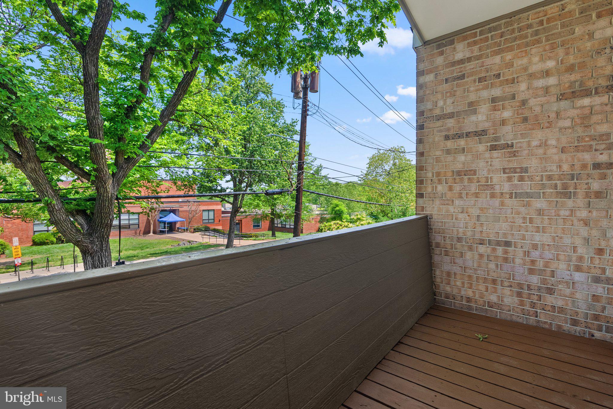 5327 Blaine STREET NE