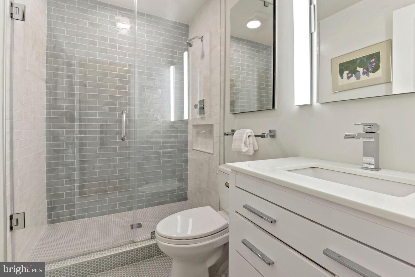 1407 W STREET NW 202