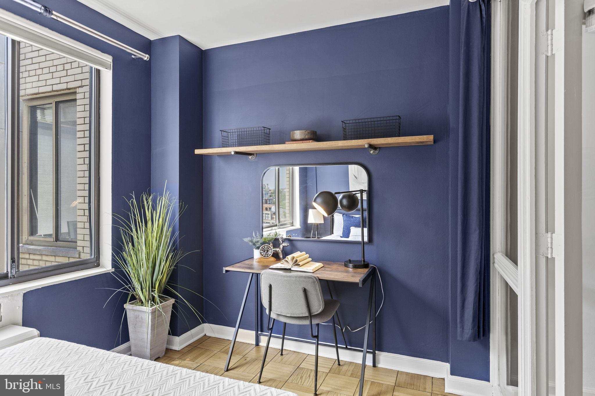 1 SCOTT CIRCLE NW 815