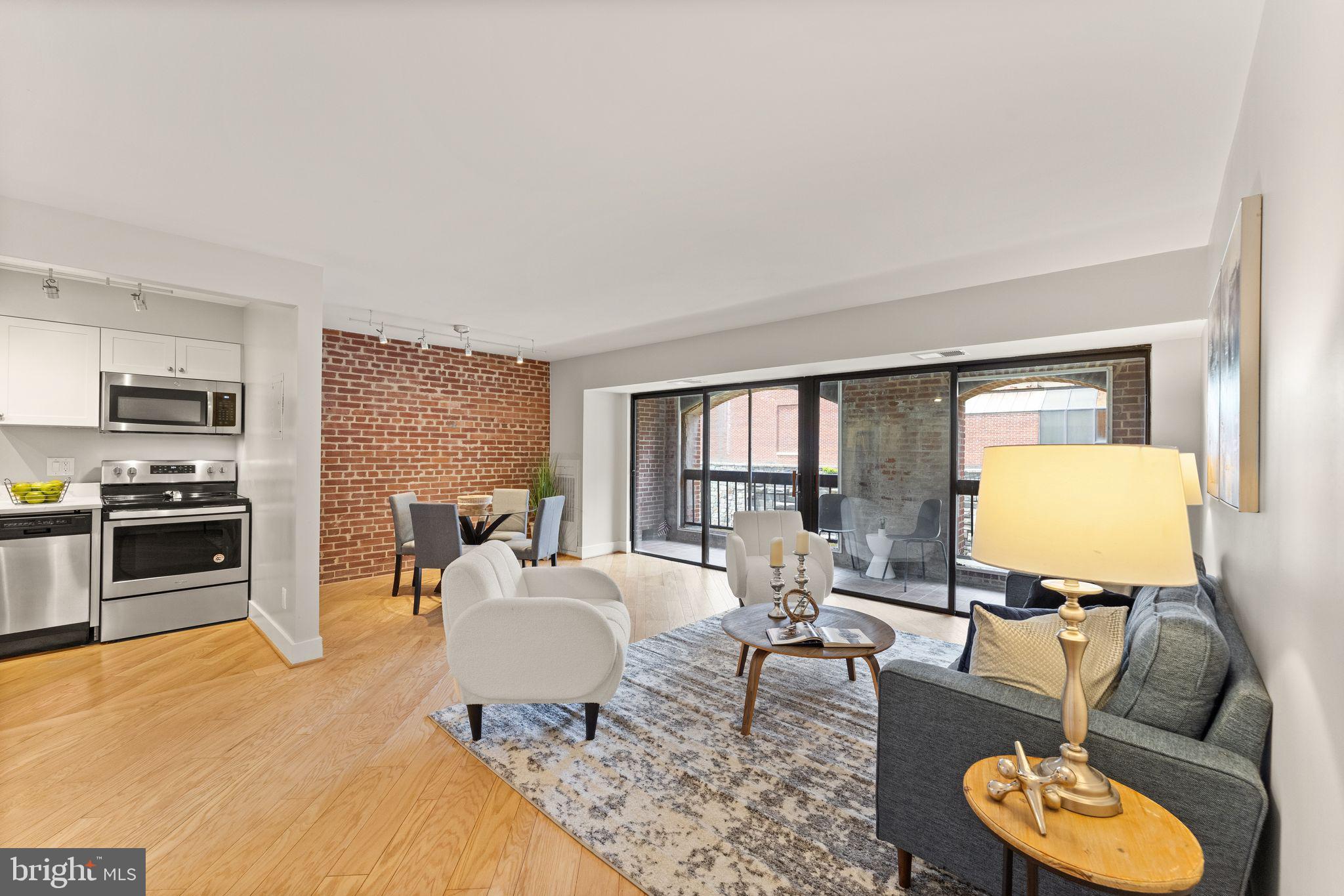 3225 Grace St NW #109