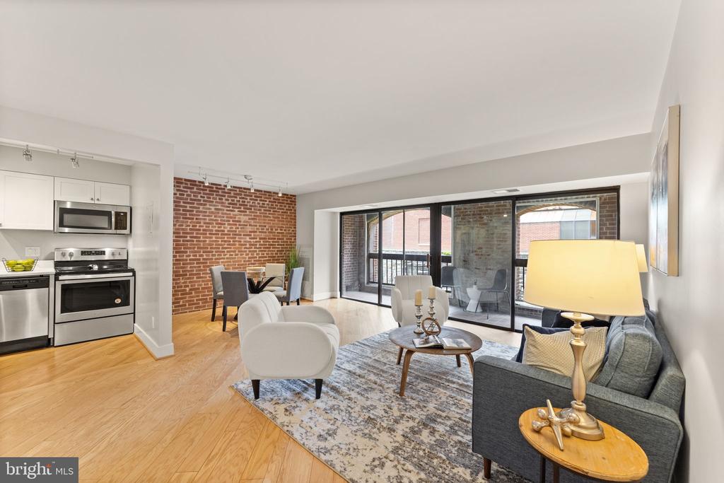 3225 Grace St NW #109