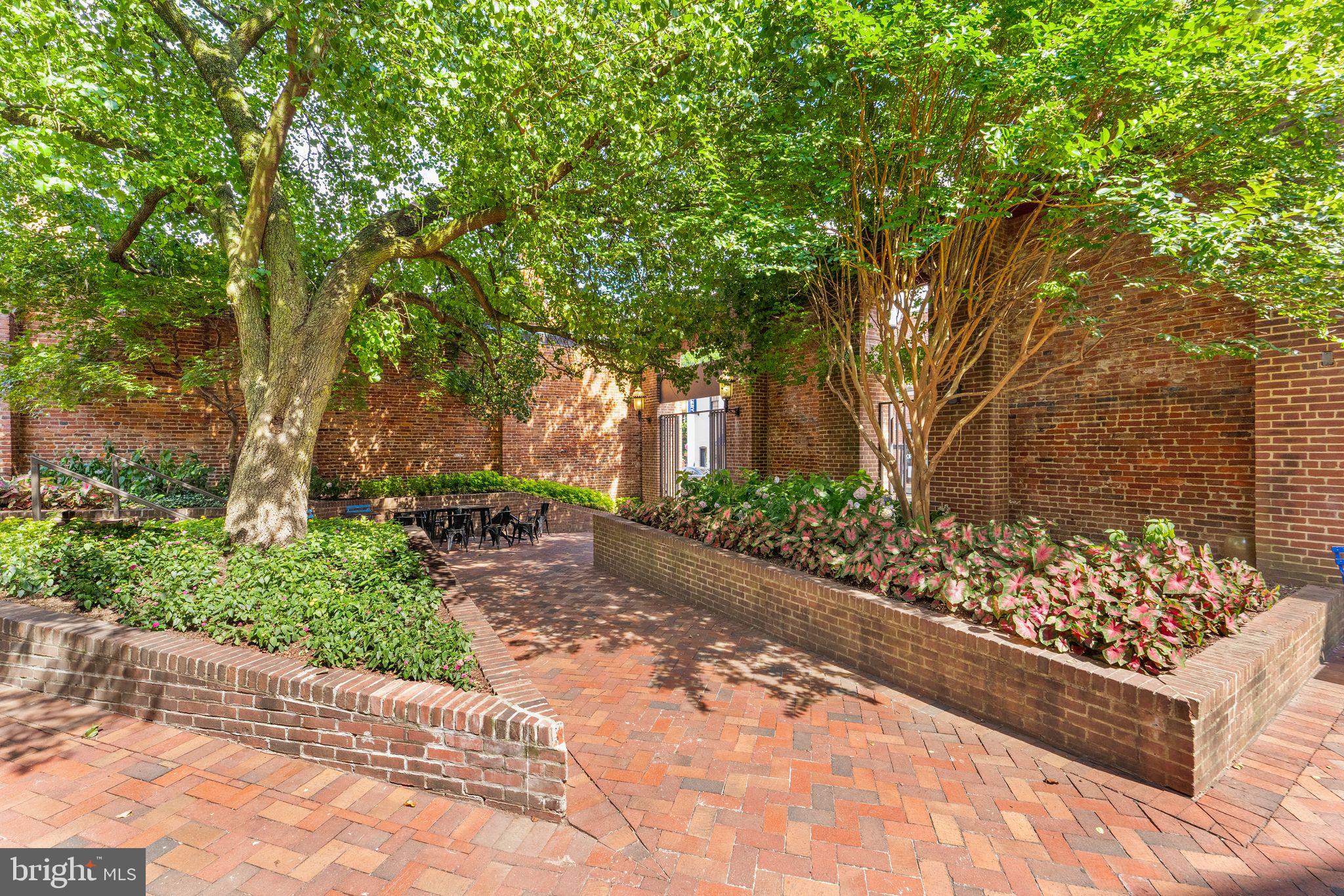 3225 Grace St NW #109