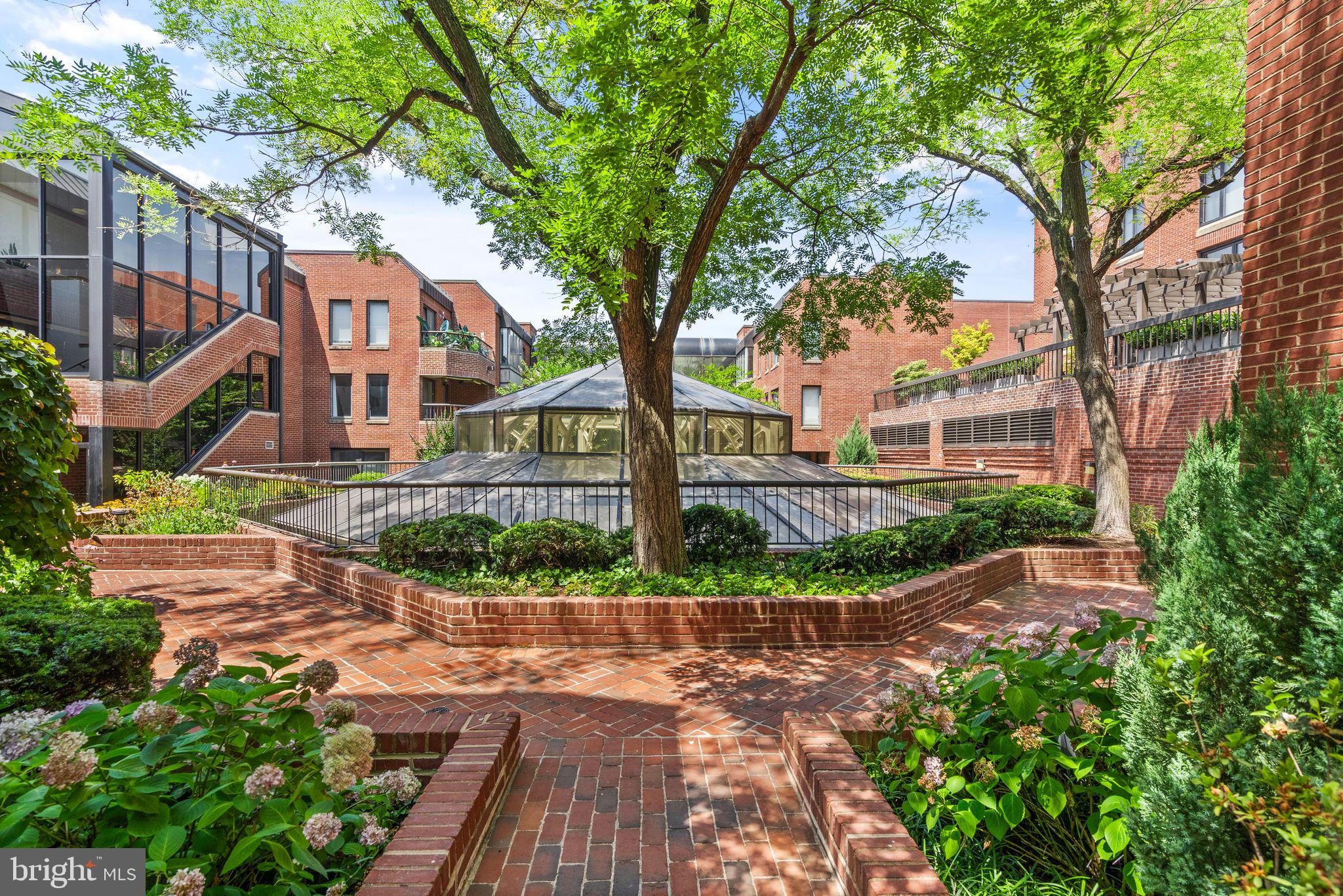 3225 Grace St NW #109