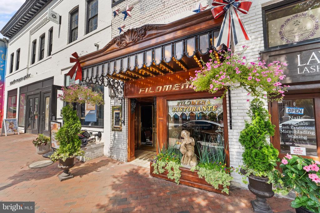 3225 Grace St NW #109