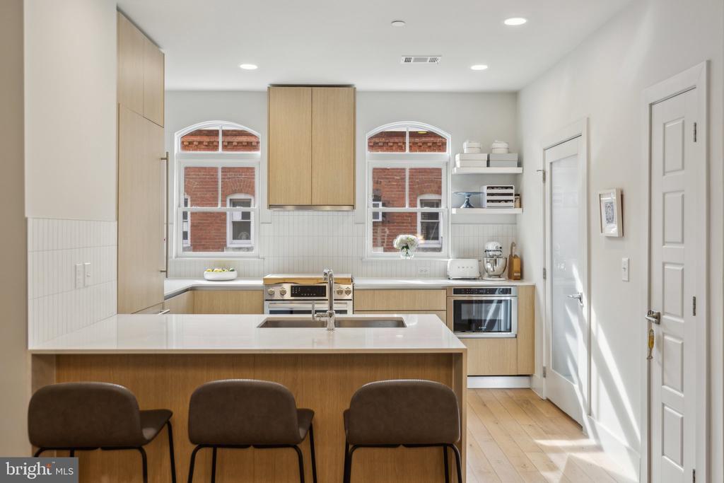1309 E St SE #36