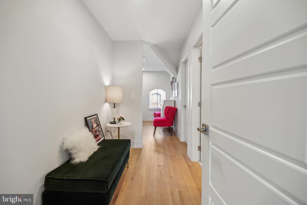 1309 E St SE #36