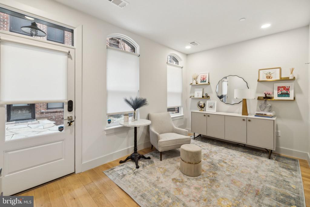 1309 E St SE #36