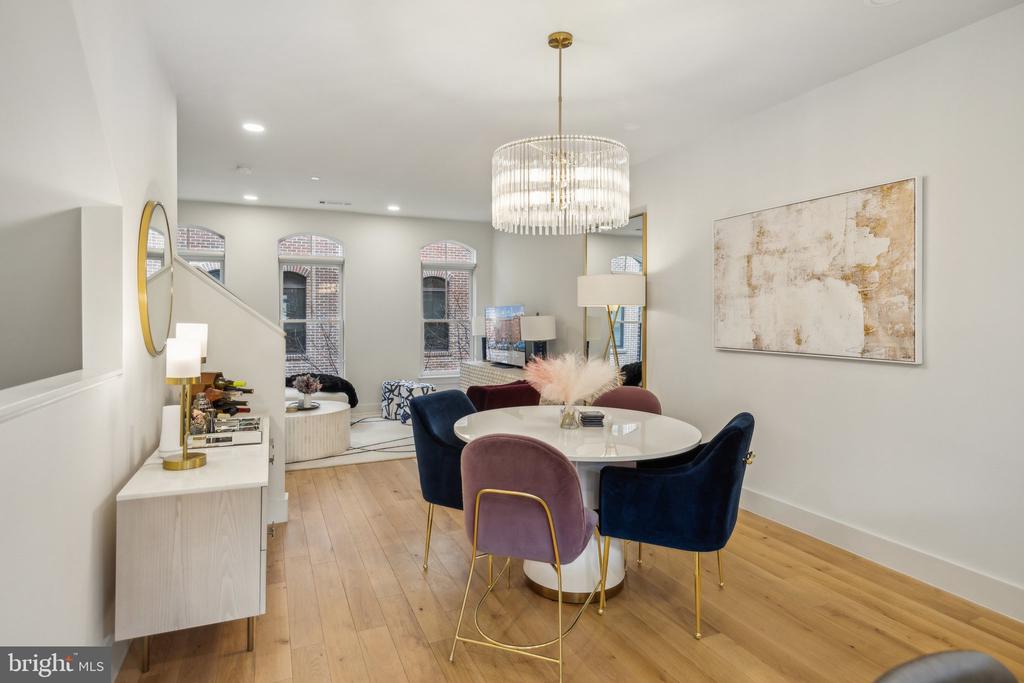 1309 E St SE #36