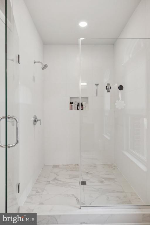 1309 E St SE #36