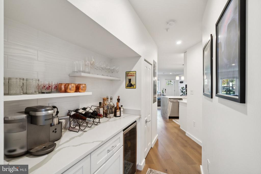1201 Potomac Ave SE #2