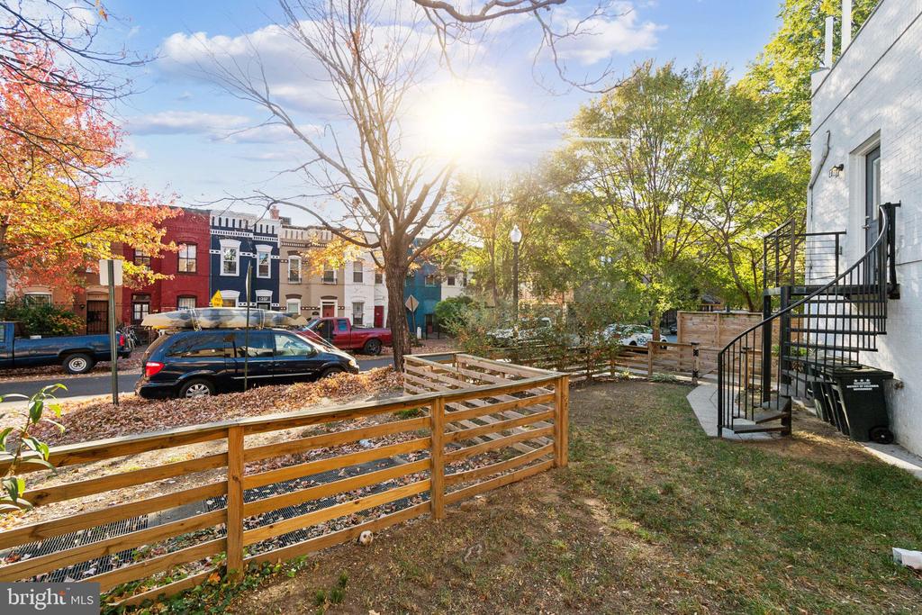 1201 Potomac Ave SE #2