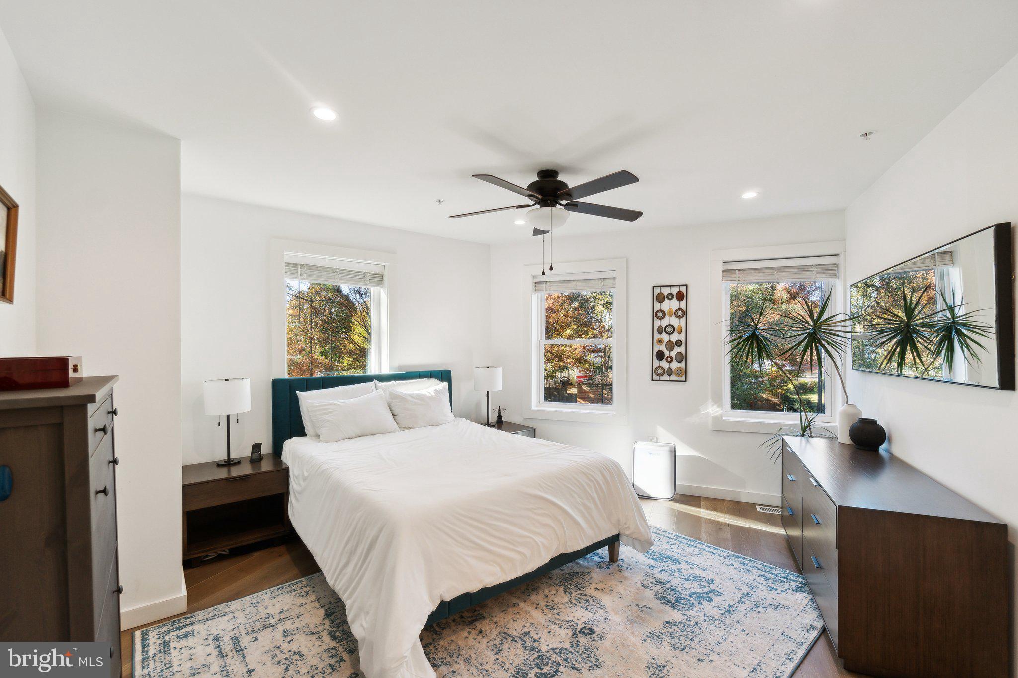 1201 Potomac Ave SE #2