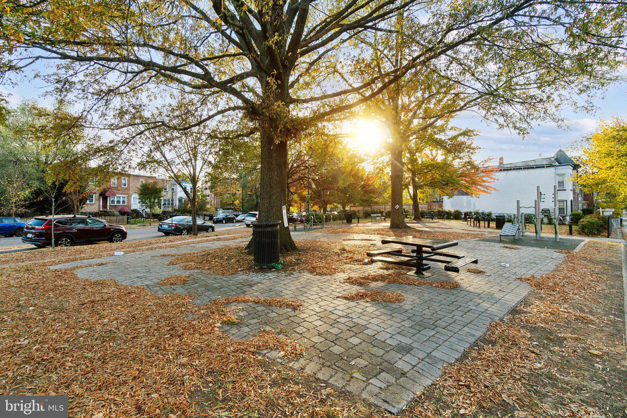 1201 Potomac Ave SE #2