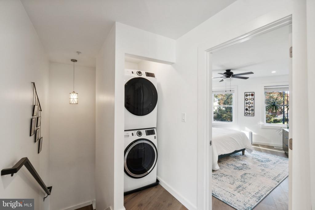 1201 Potomac Ave SE #2