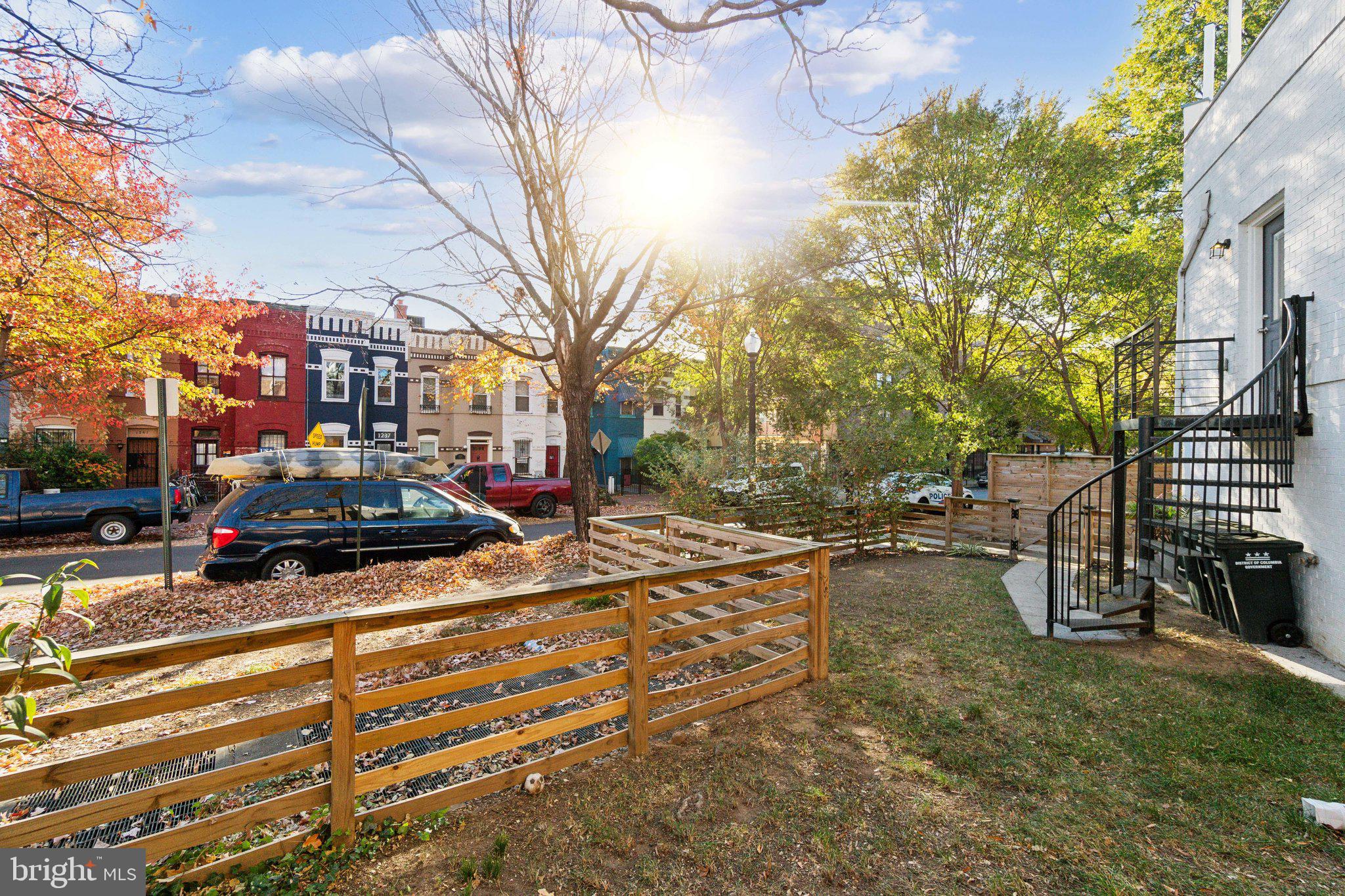 1201 Potomac Ave SE #2