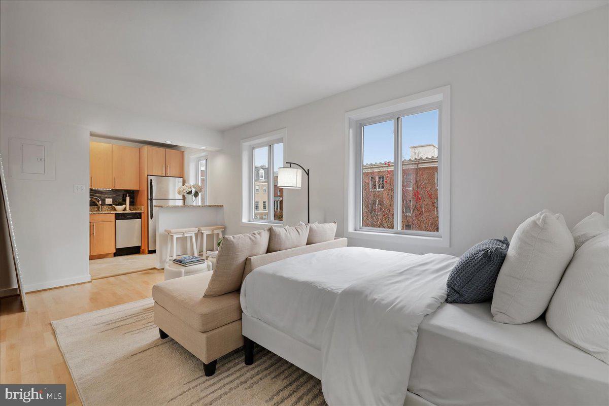 2003 ALLEN PL NW #303