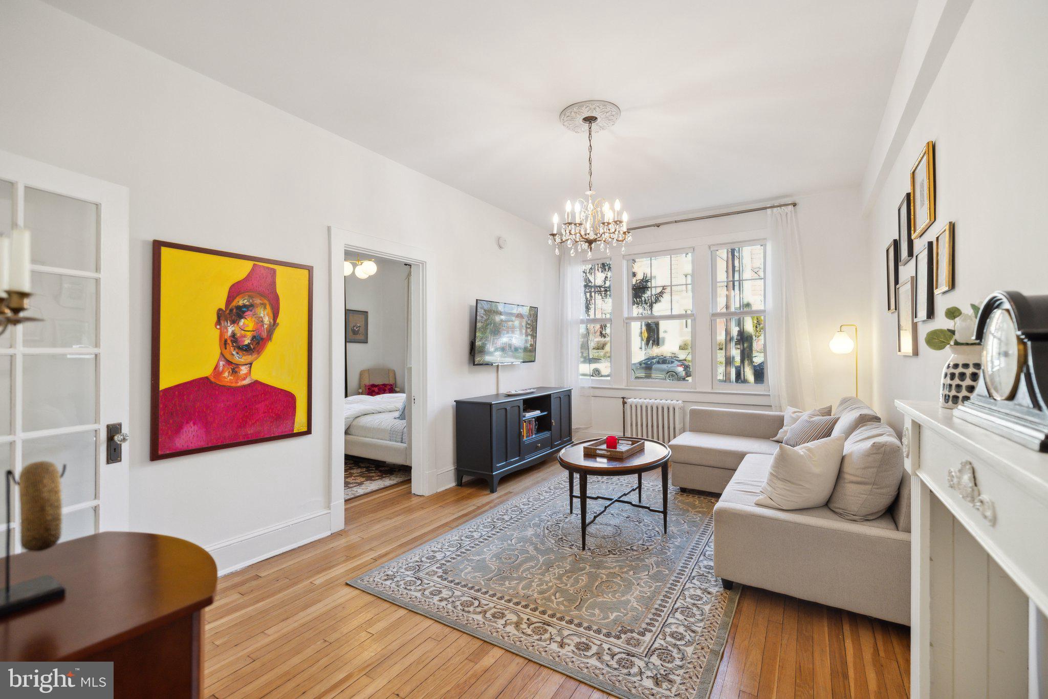 3018 Porter St NW #101