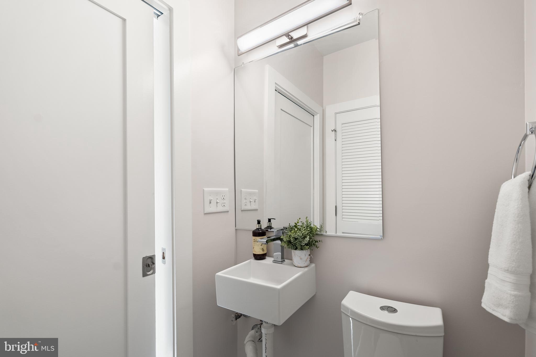 1001 MONROE STREET NW 1