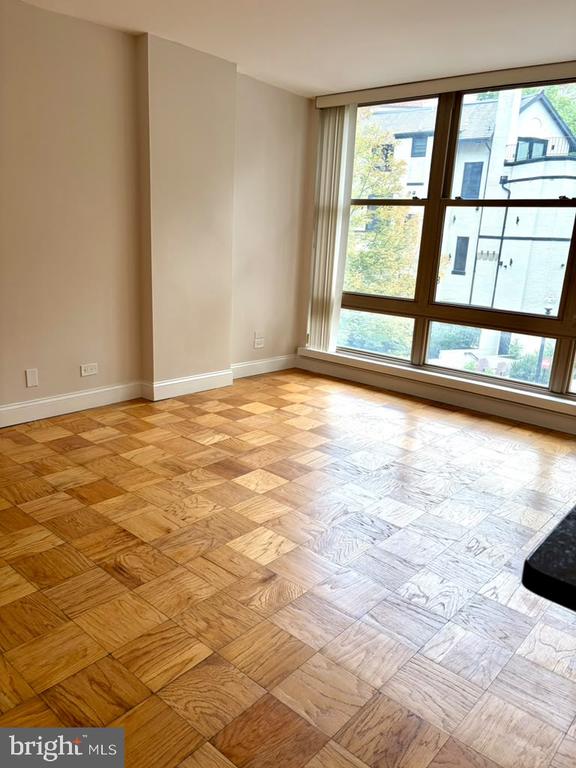 1260 21ST STREET NW Unit: 301