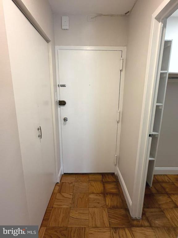 1260 21ST STREET NW Unit: 301