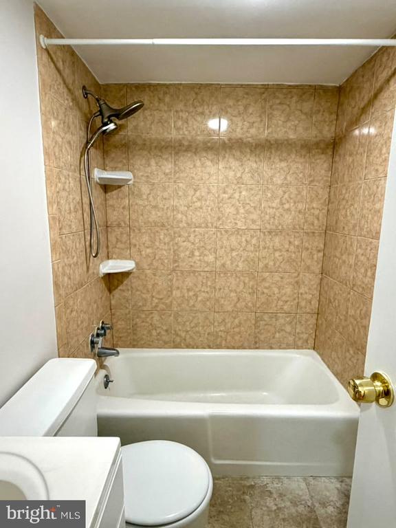 1260 21ST STREET NW Unit: 301
