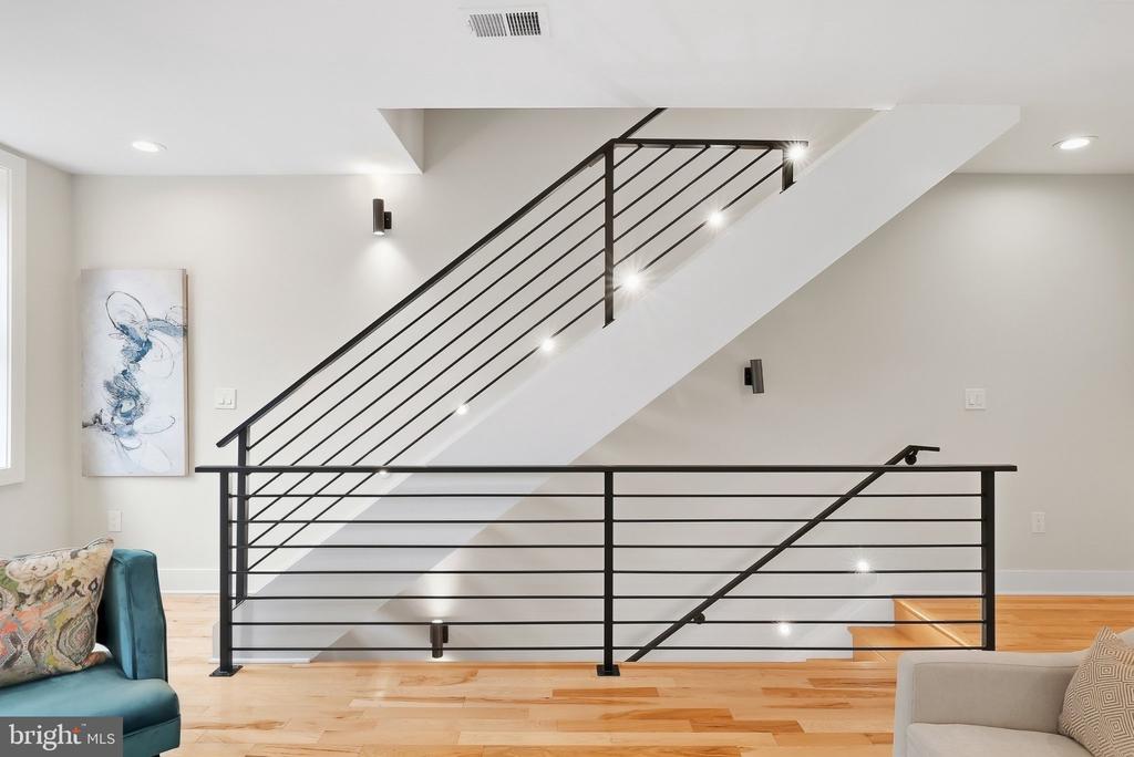 115 U STREET NE Unit: 2