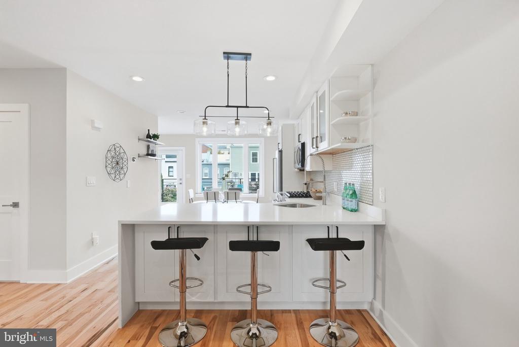 115 U STREET NE Unit: 2