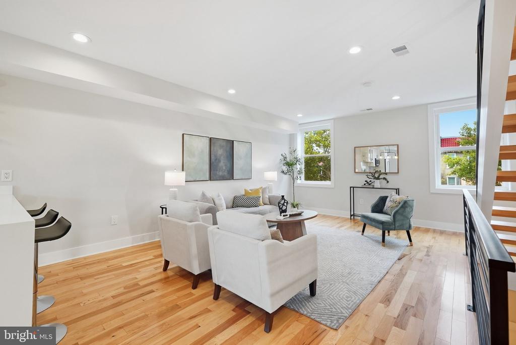 115 U STREET NE Unit: 2