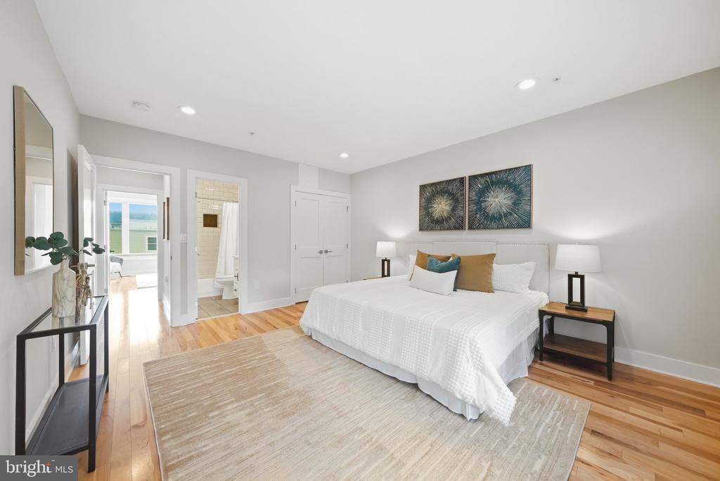 115 U STREET NE Unit: 2