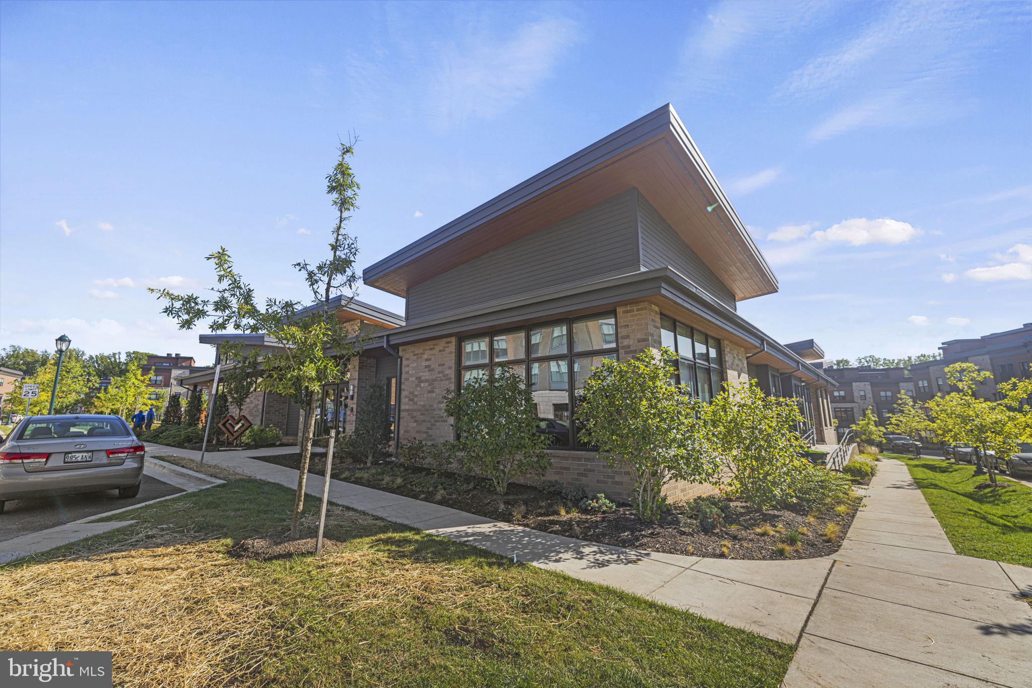 3507 Bellflower Ln #101