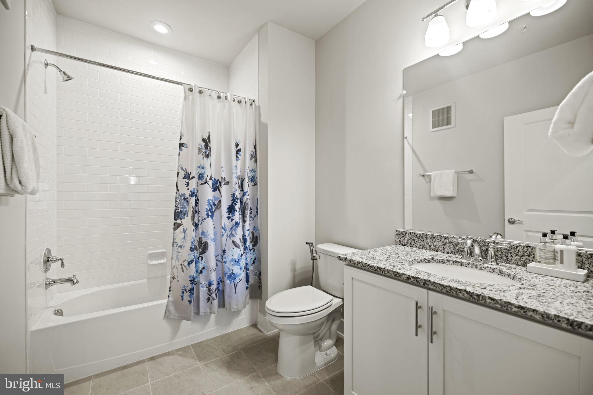 3507 Bellflower Ln #101