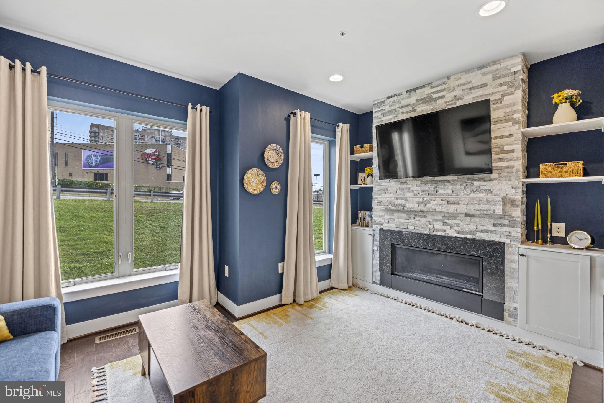 850 Thompson Cres #51