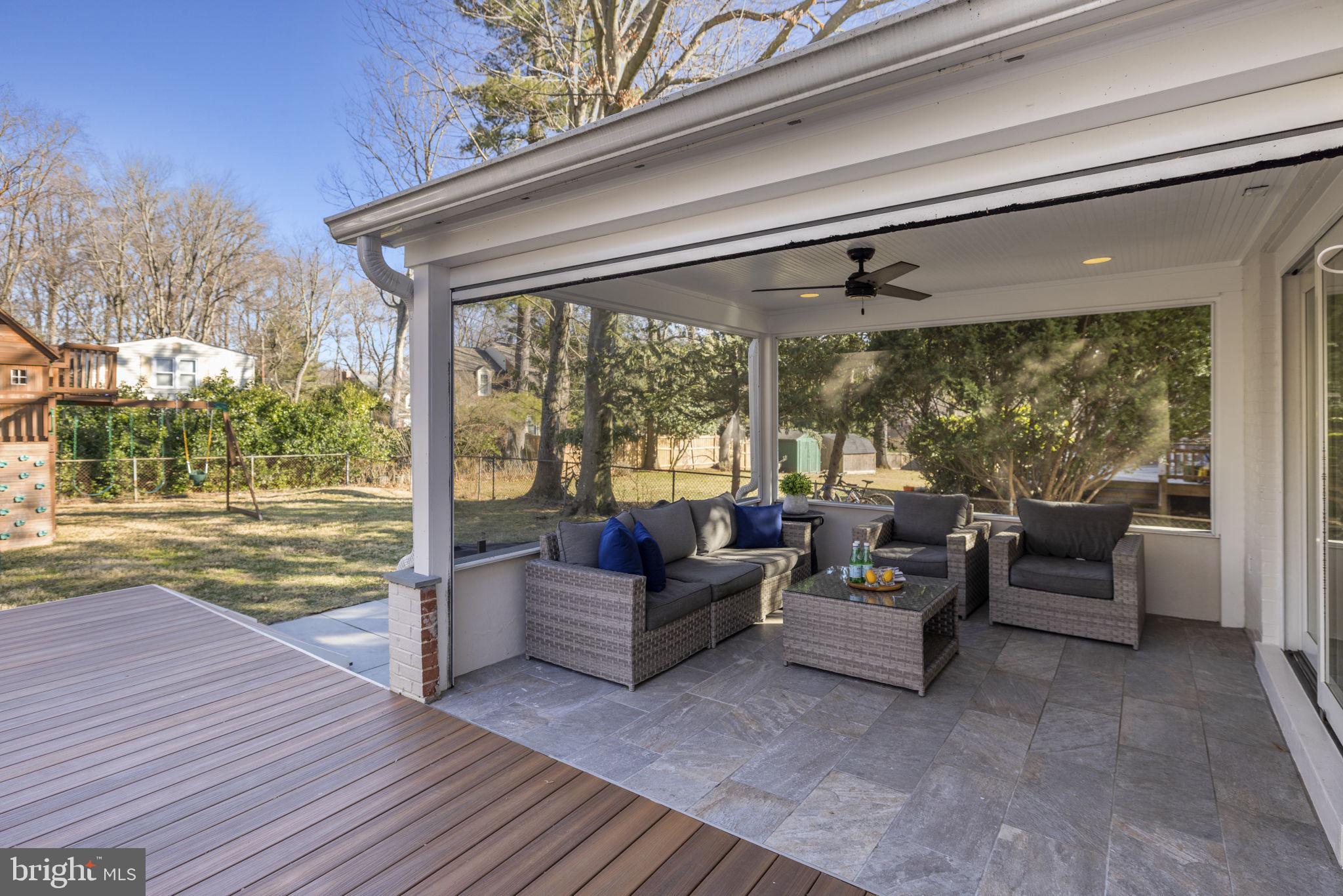 615 Blossom Dr
