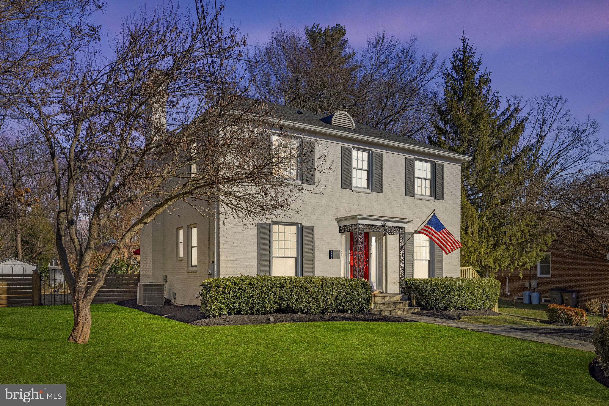 615 Blossom Dr