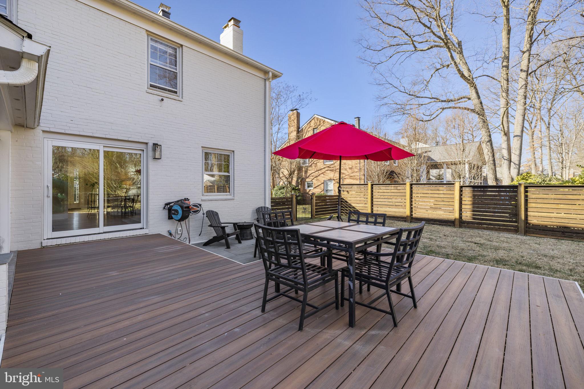615 Blossom Dr