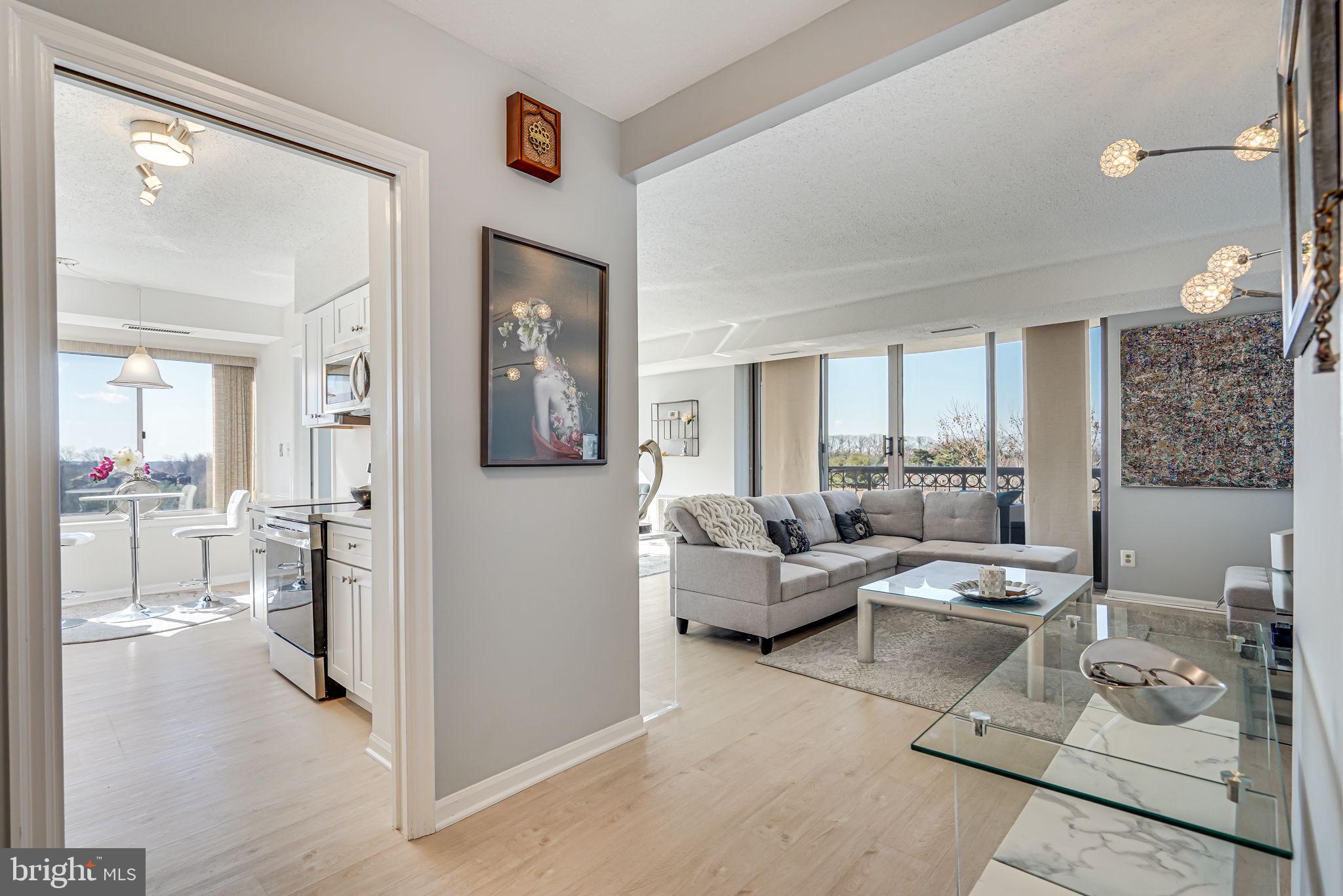 5802 Nicholson #2-703