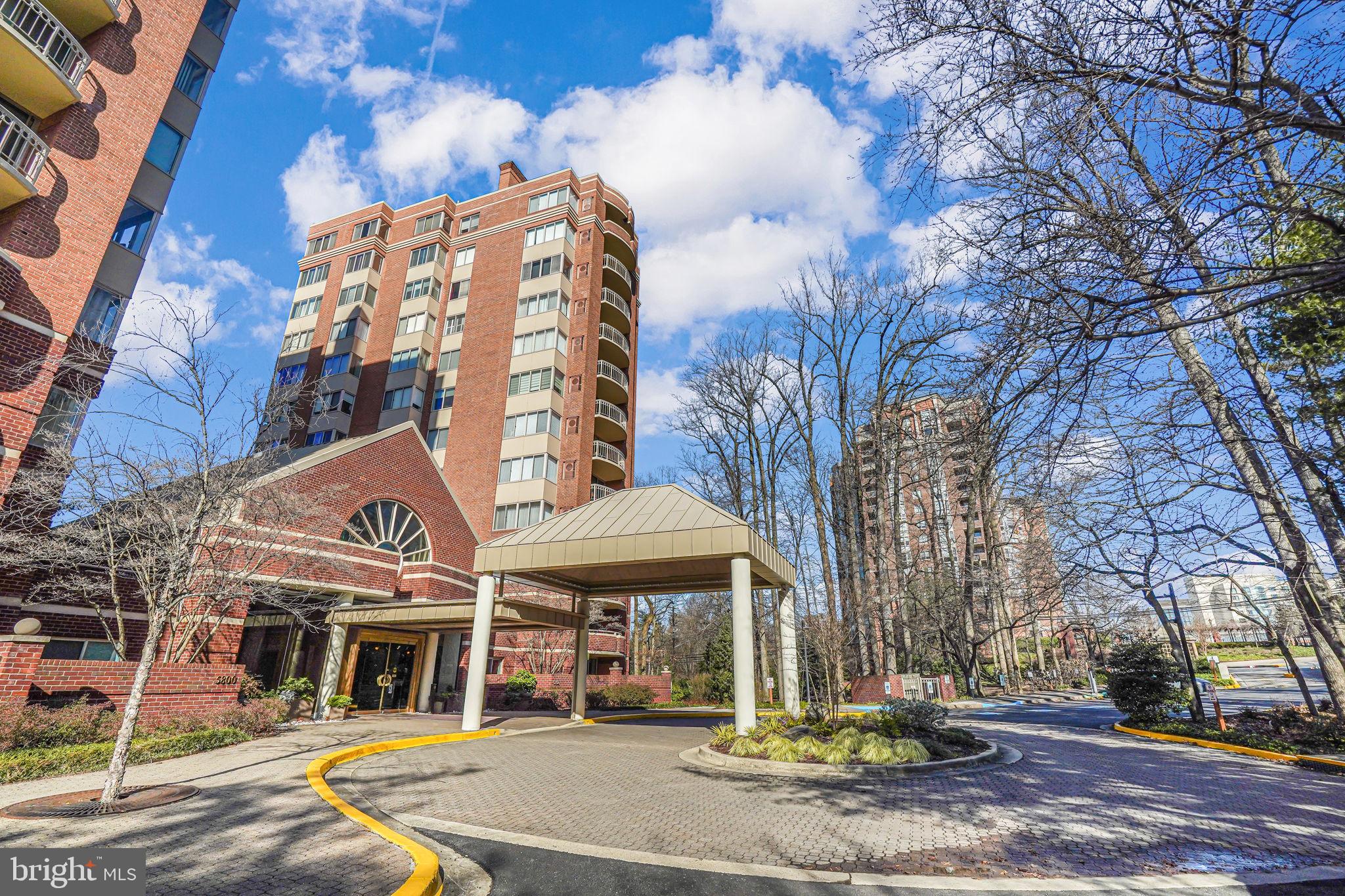 5802 Nicholson #2-703