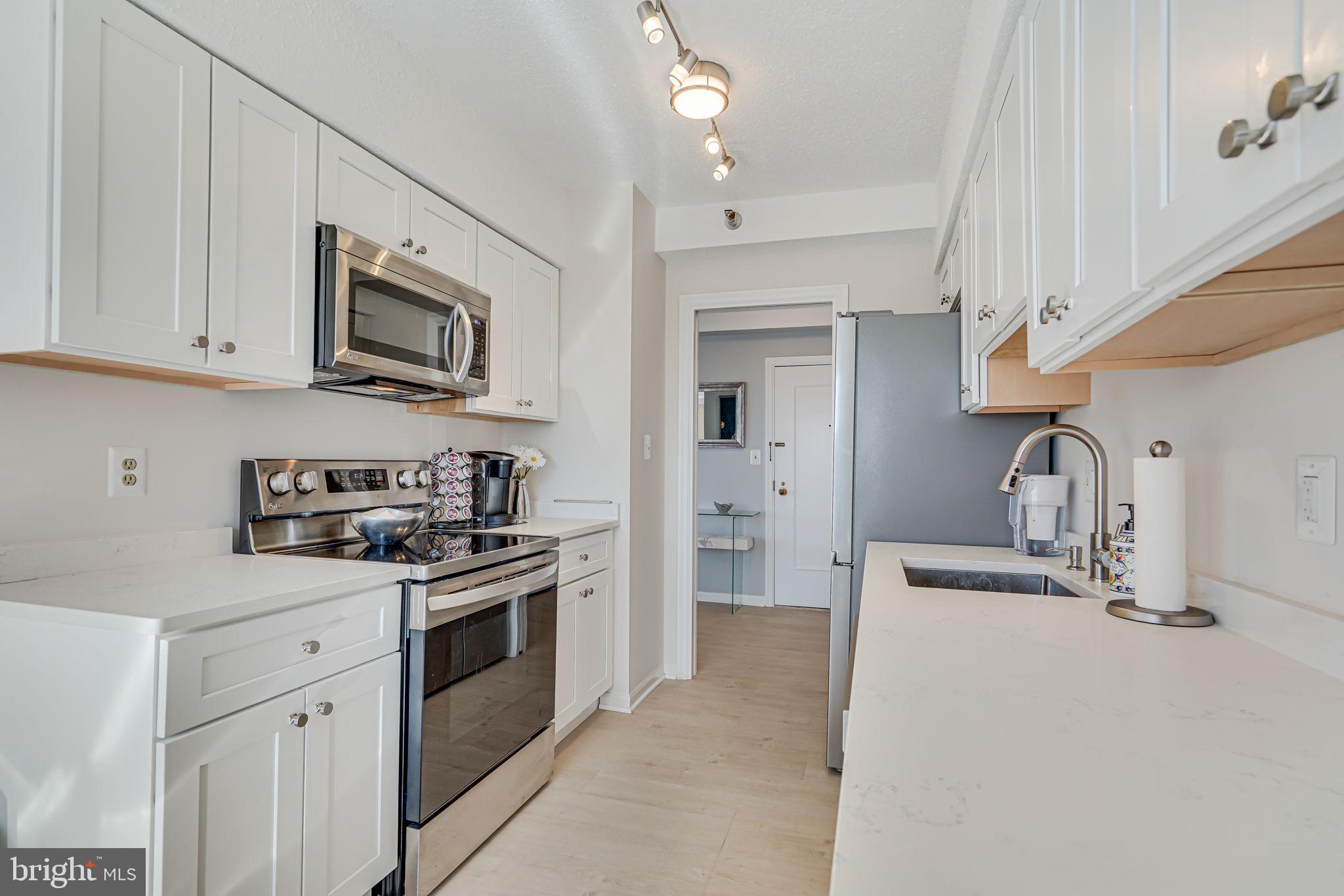 5802 Nicholson #2-703