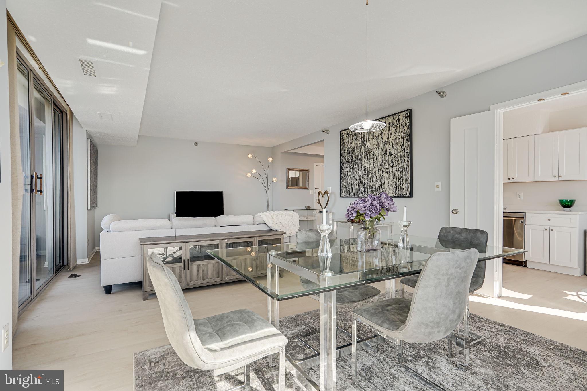 5802 Nicholson #2-703