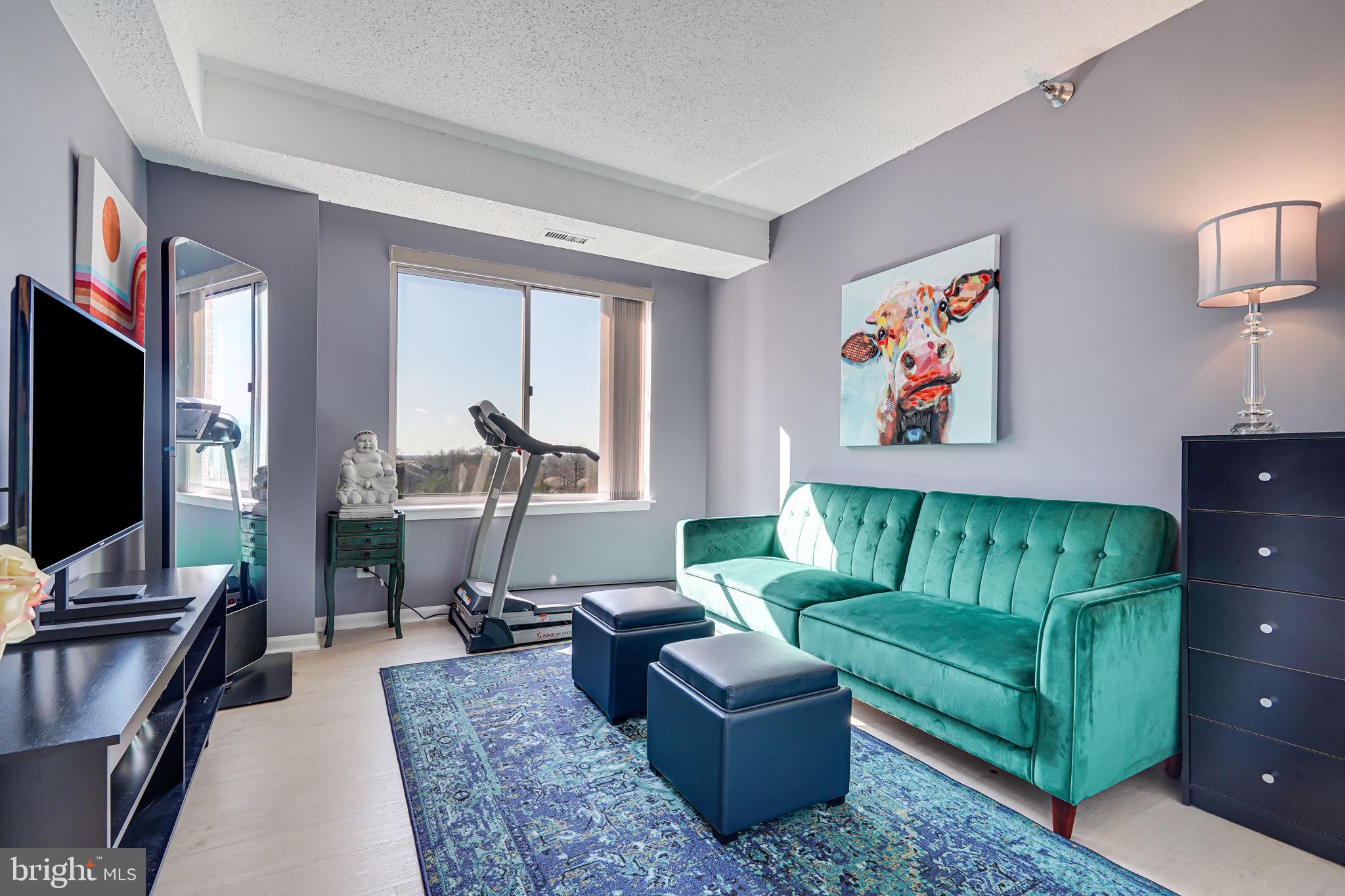 5802 Nicholson #2-703