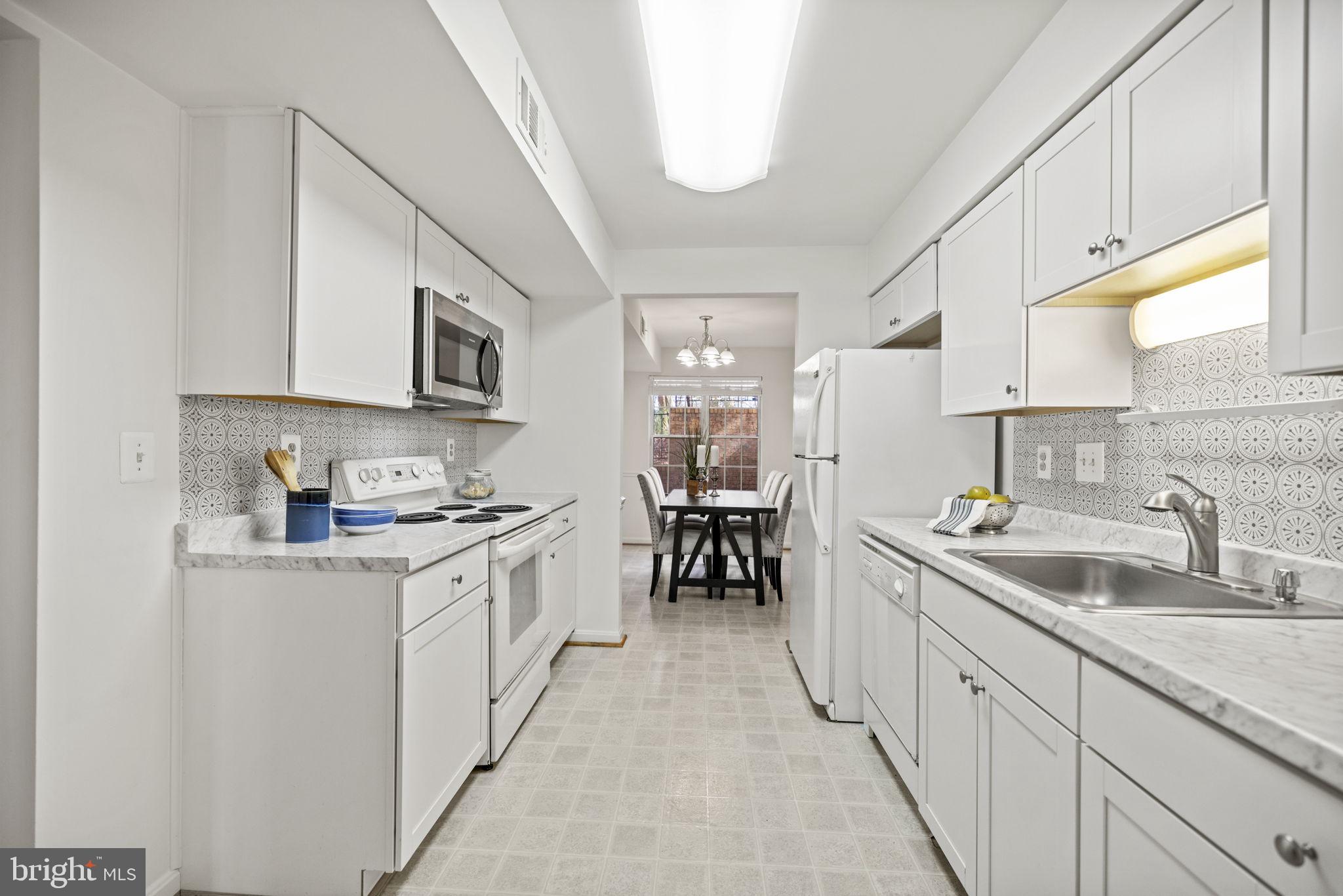 20201 Shipley Ter #102