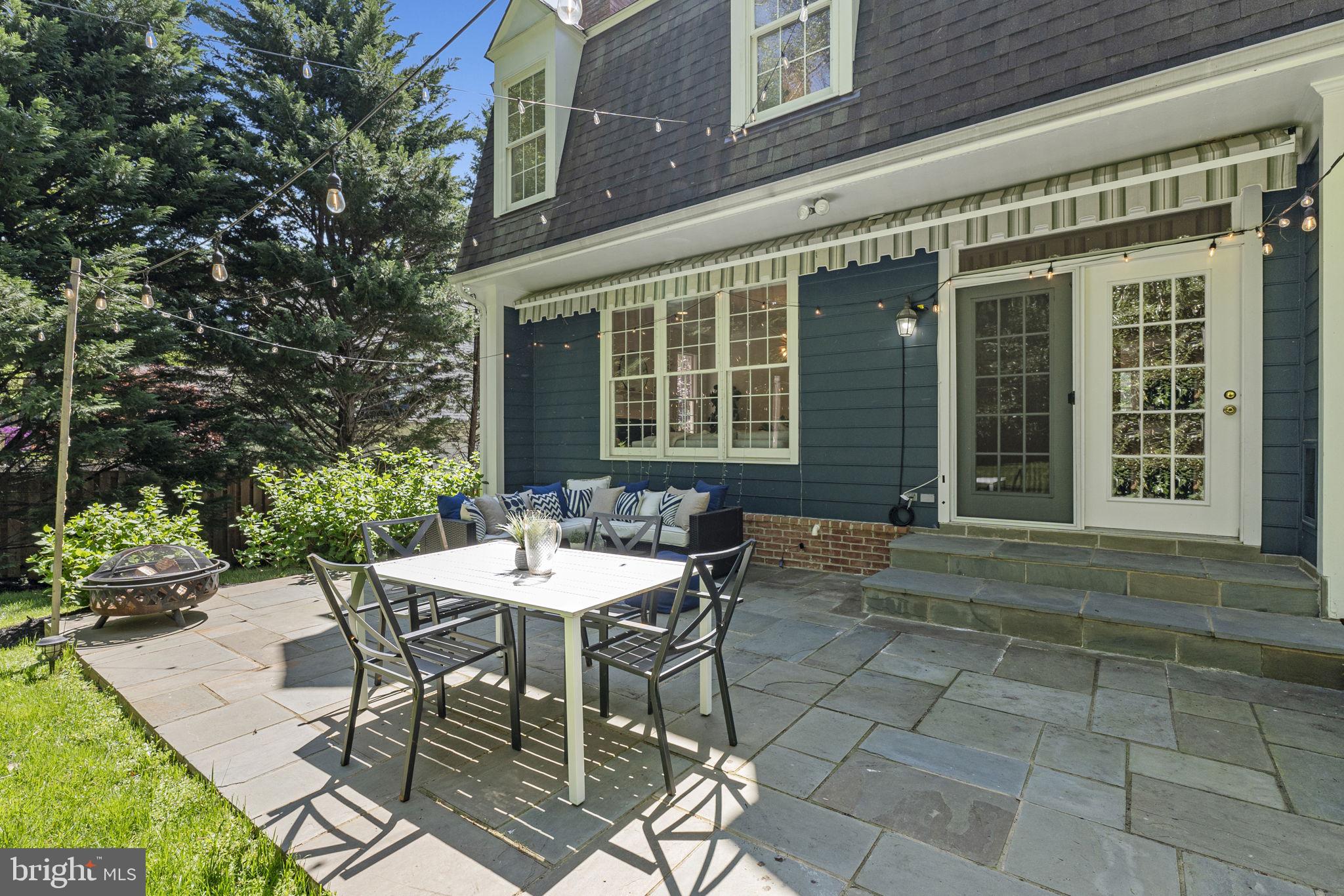 6409 Little Leigh Ct