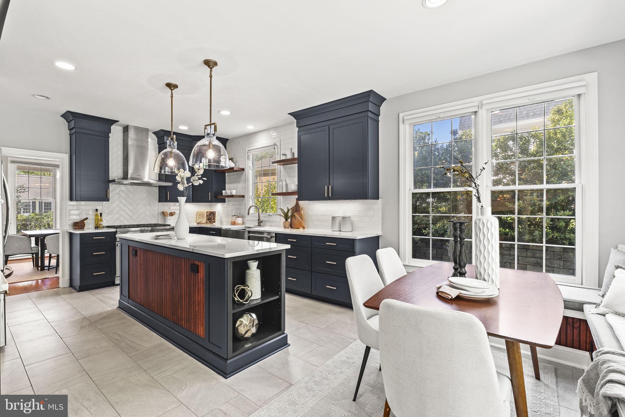 6409 Little Leigh Ct