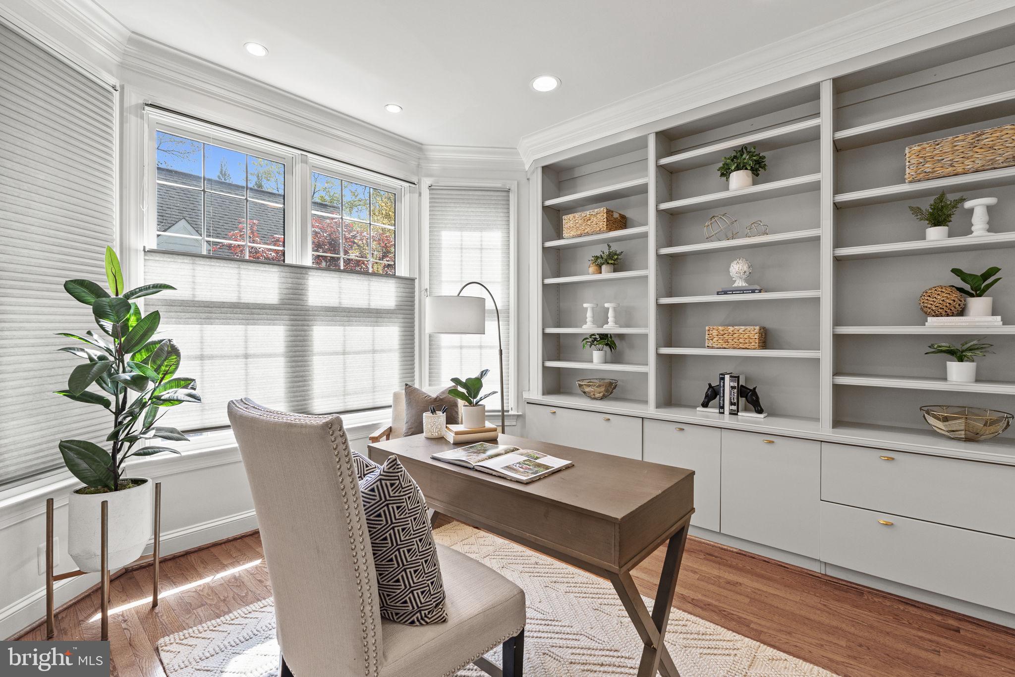 6409 Little Leigh Ct