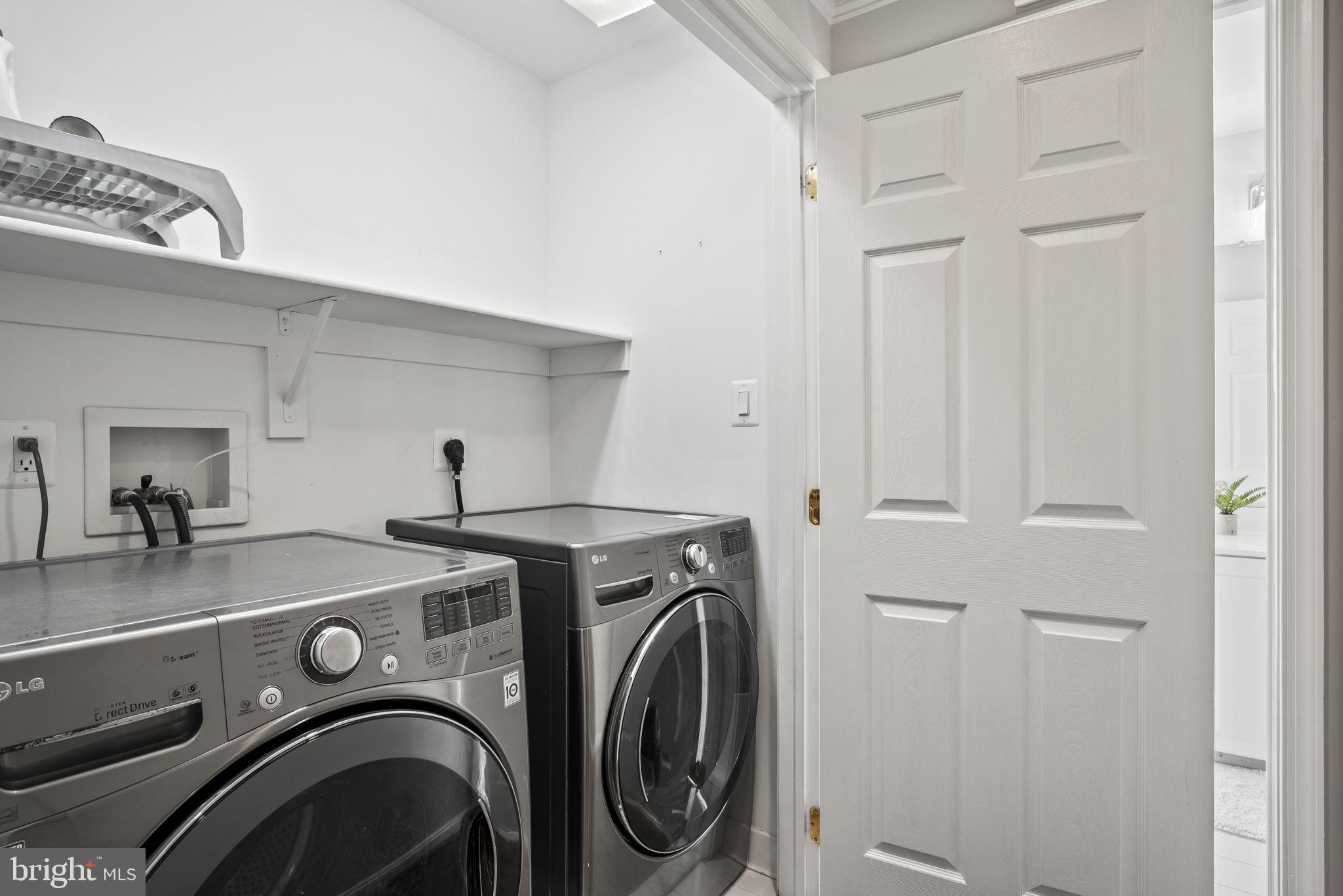 6409 Little Leigh Ct