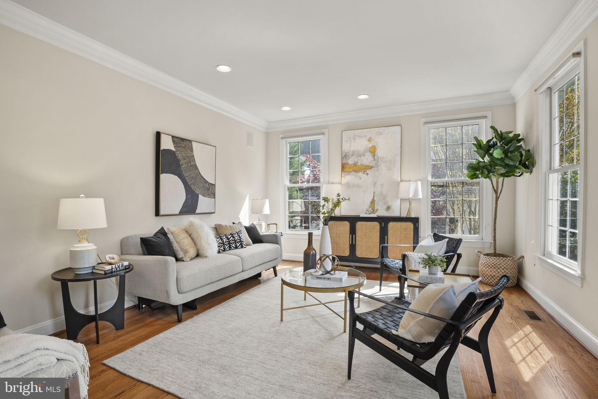 6409 Little Leigh Ct