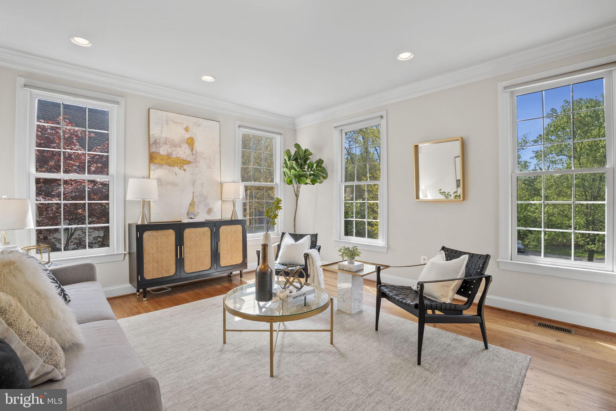 6409 Little Leigh Ct